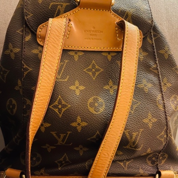 Authentic Louis Vuitton Montsouris MM Backpack - Picture 4 of 7